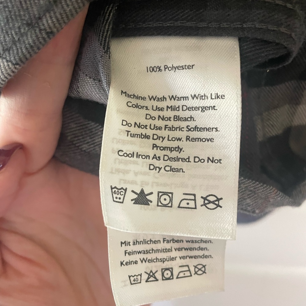 Eddie Bauer Black and Gray Plaid Button-Up Shirt - Picture 9 of 10
